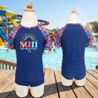 Maillot de bain deux pièces personnalisé OEM pour enfants, vêtements de plage pour enfants, protection solaire UPF 50+, rashguard à manches courtes pour filles et garçons, maillot de bain