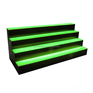 Conception personnalisée boîte de nuit illuminée alcool whisky présentoir acrylique contremarches d'<span class=keywords><strong>escalier</strong></span> 4 niveaux bouteille de bière vin présentoir - Product Image 4