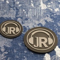 Patch de vêtement personnalisé haut de gamme en PVC souple et silicone, avec logo 3D, motif cœur et fleur, à coudre, orné de strass