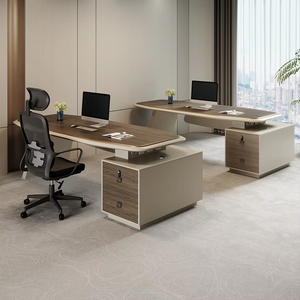 Bureau de direction moderne de luxe avec armoire latérale, plateau en bois et chaise en cuir – Mobilier de bureau de luxe pour PDG et dirigeants - Product Image 6