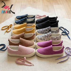 Unisex Flat <b>Shoes</b> Bow <b>Soft</b> Sole Pointed PU Upper PVC Outsole Cheap Wholesale Mix Design - Product Image 1