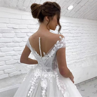 Robe de Mariée d'Été Grande Taille JM325 Traîne Longue en Chiffon, Épaule Unique, Dentelle 3D, Robes de Mariage Blanches pour la Mariée