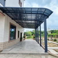 Abri de terrasse en polycarbonate et aluminium à longue portée, auvent de passerelle à toit courbé, imperméable, anti-UV et résistant à la rouille