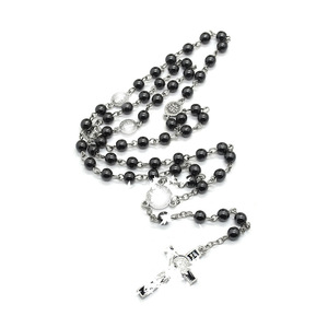 Collier chapelet noir perlé avec pendentif croix en alliage de zinc, bijoux de mode unisexe - Product Image 2