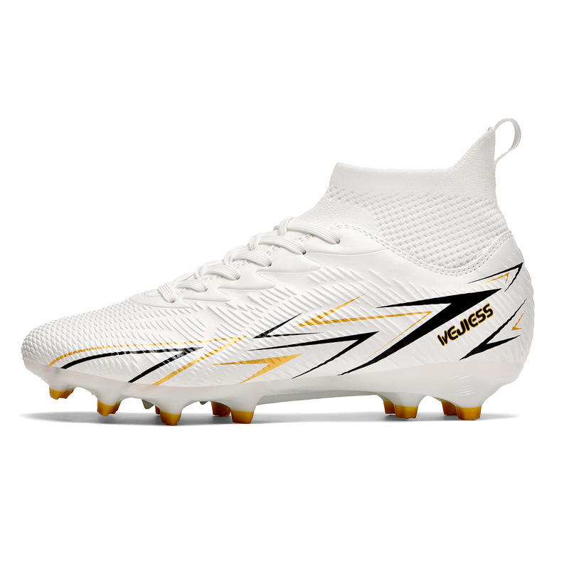 Uñas largas blancas