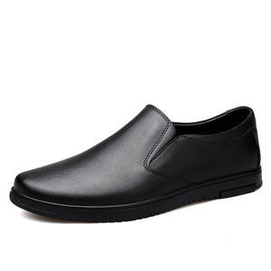 Baskets Chunky Dad grises, blanches et noires avec empeigne en mesh et daim, semelle intermédiaire ondulée, chaussures décontractées streetwear pour hommes et femmes - Product Image 2