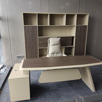 Meubles de bureau au design moderne, bureau administratif en bois, bureau du patron, bureau du directeur