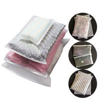 Lancement d'un nouveau produit Conception antidérapante personnalisable vêtements mylar sac en plastique sac ziplock emballage de vêtements sac ziplock