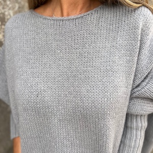 Factory Wholesale Women's Trendy Oversized Chunky Knit <b>Pullover</b> Sweater Batwing Sleeve <b>Jumper</b> Top for Winter Wear - Product Image 2