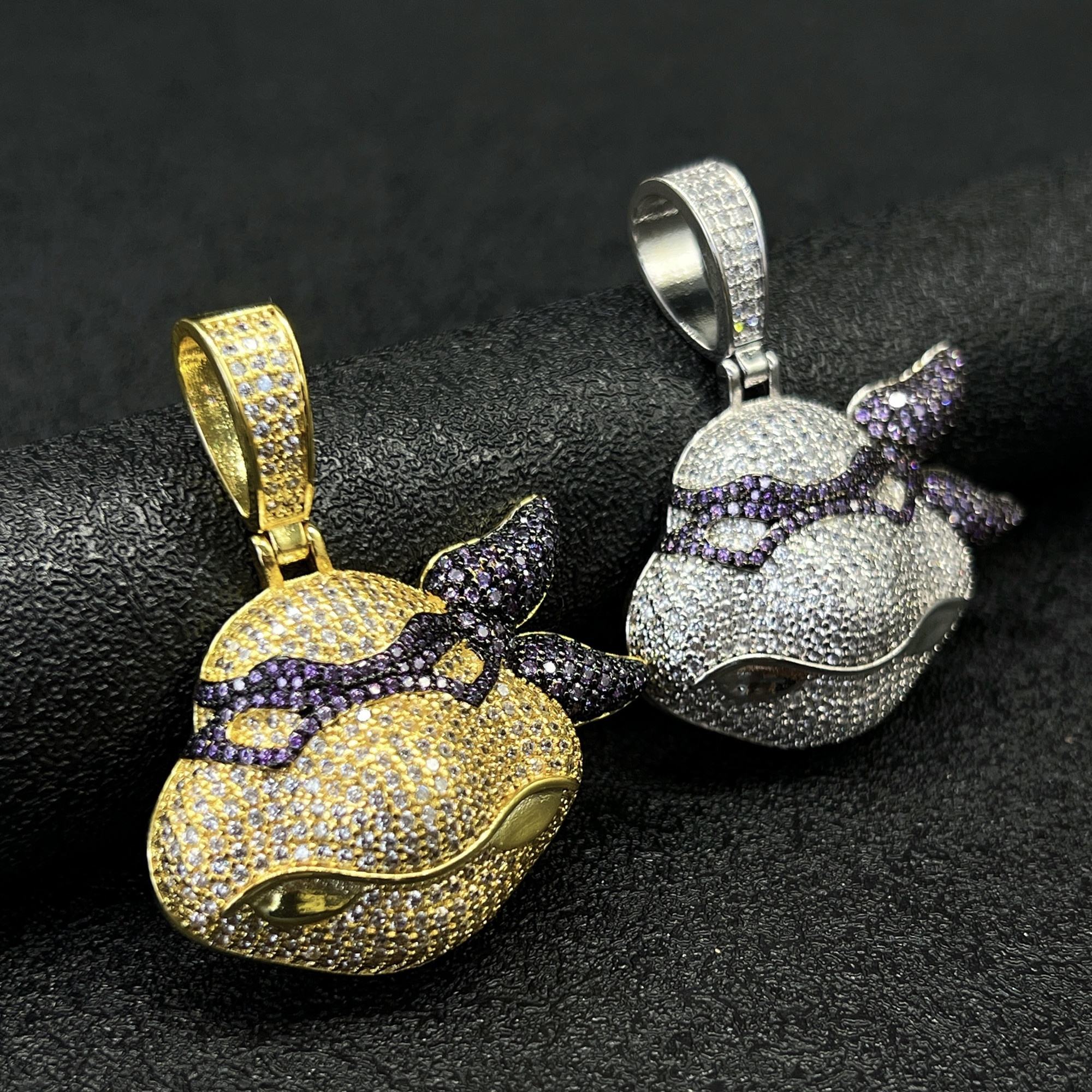 2022 New Hip Hop Men Ladies Glamour Cuban Chain Gold And Silver Turtle Necklace Pendant Pave Miami Jewelry 