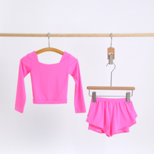 KERUI prezzo di fabbrica <span class=keywords><strong>abbigliamento</strong></span> attivo per bambini ragazza Nylon <span class=keywords><strong>abbigliamento</strong></span> sportivo Set Logo personalizzato ragazze Activewear produttore di <span class=keywords><strong>abbigliamento</strong></span> Yoga <span class=keywords><strong>abbigliamento</strong></span> - Product Image 4