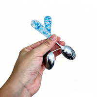 Petite cuillère en strass transparente, colorée, scintillante et irisée