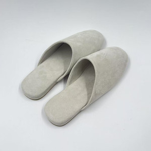 Pantoufles de Luxe Antidérapantes en Faux Daim pour Hôtel et <span class=keywords><strong>Appartement</strong></span>, Souples en Plastique avec Bout Pointu, Conception Relaxante et Confortable - Product Image 4