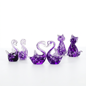 แก้วเป่ามือรูปหงส์และแมว สีม่วง ของตกแต่งรูปสัตว์ สำหรับวันวาเลนไทน์ - Product Image 1