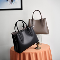 Dompet kulit asli untuk wanita, tas kurir kulit asli gaya Korea, tas tangan Bucket hitam mewah dengan desainer