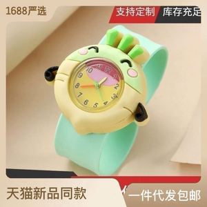 นาฬิกาข้อมือดิจิตอลผู้หญิง รุ่น A08712-2 ดีไซน์น่ารัก สีเขียว แฟชั่น สายสแตนเลส หน้าปัดกระจก เข็มเรืองแสง ลายการ์ตูน - Product Image 6