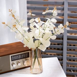 Fleurs artificielles CallaFloral Eucalyptus blanc laiteux, branche unique, décoration d'intérieur, bouquet de mariage, style INS - Product Image 1