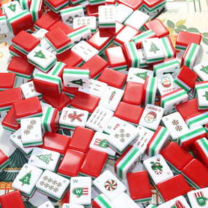 Jeu de Mahjong en mélamine sculpté de style américain à 4 couches, 160 tuiles, édition Noël, tuiles Santa <span class=keywords><strong>Jack</strong></span> pour les réunions de fin d'année, Poker - Product Image 1