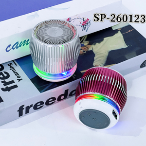 Mini Altavoz Bluetooth Inalámbrico RGB LED, Caja de Sonido Estéreo HiFi Portátil con Tarjeta TF, <span class=keywords><strong>Radio</strong></span> <span class=keywords><strong>FM</strong></span>, para Viajes al Aire Libre, Regalo para Fiestas - Product Image 1