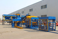 Machine à briques en béton automatique multifonctionnelle QT5-15 avec moules personnalisés pour la fabrication de pavés et de bordures de routes