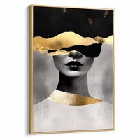 Toile encadrée en métal doré mat, portrait abstrait de femme coupée, style luxe discret, pour la décoration murale de maisons haut de gamme