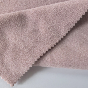 Tissu <span class=keywords><strong>polaire</strong></span> <span class=keywords><strong>Polartec</strong></span> uni teint en usine en Chine, 230 GSM, 100 % polyester, chaud, anti-boulochage, pour veste, manteau, chapeau, couverture - Product Image 4
