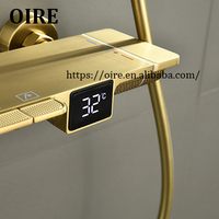 Système de douche de salle de bain numérique à 3 fonctions en laiton Ensemble de robinet en or brossé de 10 pouces Pommeau de douche à effet pluie à poignée unique Appartements de pluie
