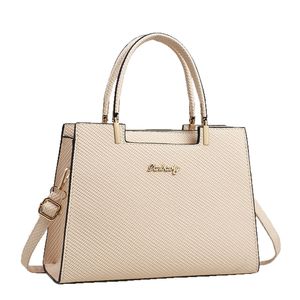 Sac à main décontracté pour femmes, tendance 2025, motif litchi, bandoulière unique, fermeture éclair, chaînes, polyester, vente en gros pour les femmes d'âge moyen - Product Image 6