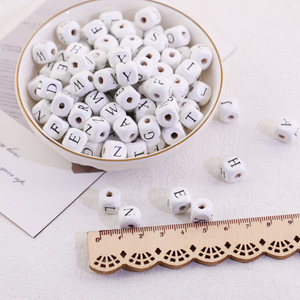 Perles carrées en bois blanc de 10 mm, perles en vrac avec lettres anglaises pour la fabrication de bracelets, matériel et accessoires de bijouterie DIY - Product Image 4