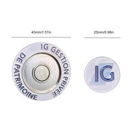 Vente en gros personnalisée Marqueur de balle de golf magnétique simple face Jeton de poker en fer de 40mm avec jeu de marqueurs de balle émaillée en métal de 25mm