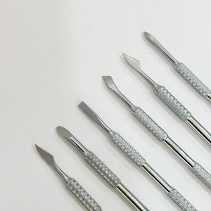 Pousse-cuticules en acier inoxydable, outil de manucure pour éliminer les peaux mortes, pour les soins professionnels des ongles - Product Image 6