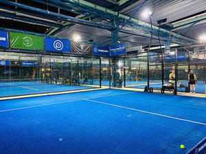 Terrain de padel professionnel standard WPT, terrains de padel en gazon artificiel, pistes de padel haut de gamme, vente en gros internationale - Product Image 5