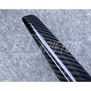 แผ่นบังโคลนรถสำหรับ Nissan GTR ฝาครอบโลโก้แต่ง R35ทำจากคาร์บอนไฟเบอร์แห้ง - Product Image 5