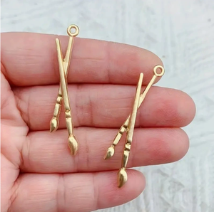 DIYユニークジュエリー卸売亜鉛合金金メッキエナメルマジックペンペンダントパレット - Product Image 4