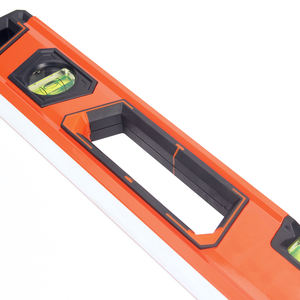 ระดับน้ำอลูมิเนียมขนาด <span class=keywords><strong>24</strong></span> นิ้วพร้อมด้ามจับ TPR เครื่องมือระดับน้ำที่มีความแม่นยำสูงสำหรับงานก่อสร้างและงานไม้ - Product Image 4