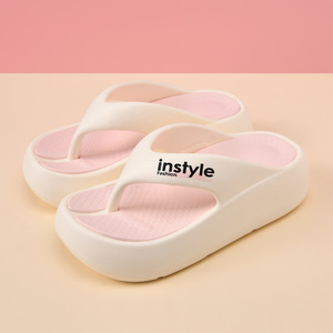 Tongs pour femmes Guru, semelle épaisse, rehaussantes, antidérapantes, respirantes, confortables, sandales de plage, blanc, rose, noir, kaki, vert - Product Image 1