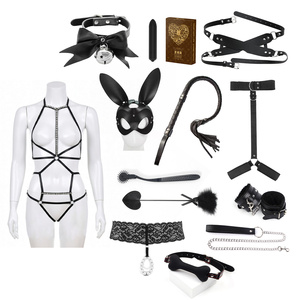 Ensemble SM : Menottes en cuir, Bâillon d'entraînement, Pinces à tétons, Jouets sexuels pour adultes, Ceinture de lit, Fouet, Collier, Masque, Équipement de bondage pour couple et femme - Product Image 1