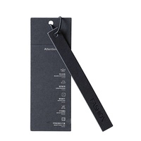 2023 vente chaude vêtements personnalisés étiquettes volantes étiquettes de col noir papier Kraft écologique imprimé/étiquettes de vêtement en relief personnalisé