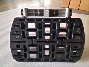 7482149477 7482290917 7482590479 Staffa Pannello Gradino Inferiore per Parti di <span class=keywords><strong>Carrozzeria</strong></span> di Camion Europei <span class=keywords><strong>RENAULT</strong></span> - Product Image 3