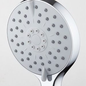 Cabezal de ducha de cinco velocidades, material ABS, función de masaje con burbujas, portátil, para higiene femenina - Product Image 2