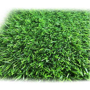 Haute qualité 20mm C-Shape Putting Green gazon <span class=keywords><strong>synthétique</strong></span> <span class=keywords><strong>pelouse</strong></span> réaliste doux au toucher Durable étanche ignifuge écologique - Product Image 6