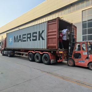 Kotak Hadiah Mewah dengan Penutup Magnetik, Kotak Karton Ramah Lingkungan yang Dapat Disesuaikan, Hot Stamping UV Matte - Product Image 6