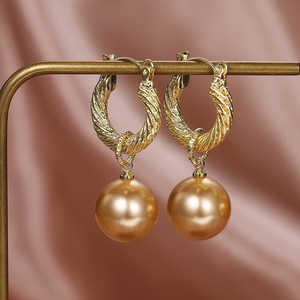 Orecchini a Cerchio Vintage Francesi Effetto Perla per Donne, Eleganti e Versatili Gioielli per Orecchie alla Moda - Product Image 4