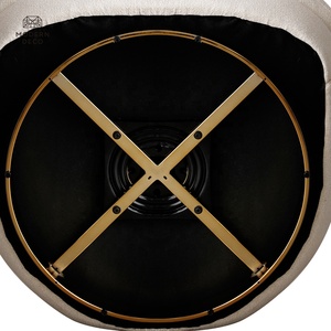 Fauteuil pivotant en velours bouclé, confortable et moelleux, pour se détendre - Product Image 6