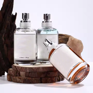 <span class=keywords><strong>Parfum</strong></span> en spray pour garçons OEM de haute qualité, taille standard, longue durée, <span class=keywords><strong>parfum</strong></span> naturel, écologique, senteur florale et boisée, vente en gros à chaud - Product Image 4