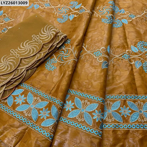 Traditionelle afrikanische Stickerei 5 Yards Bazin Stoff mit 2 Yards Net Lace für Kleid - Product Image 2