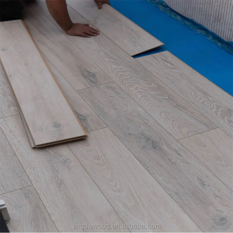 Germany Technology Wooden Flooring Waterproof AC3 AC4 AC5 Wearlayer Antislip Durable Black Core Laminate Flooring