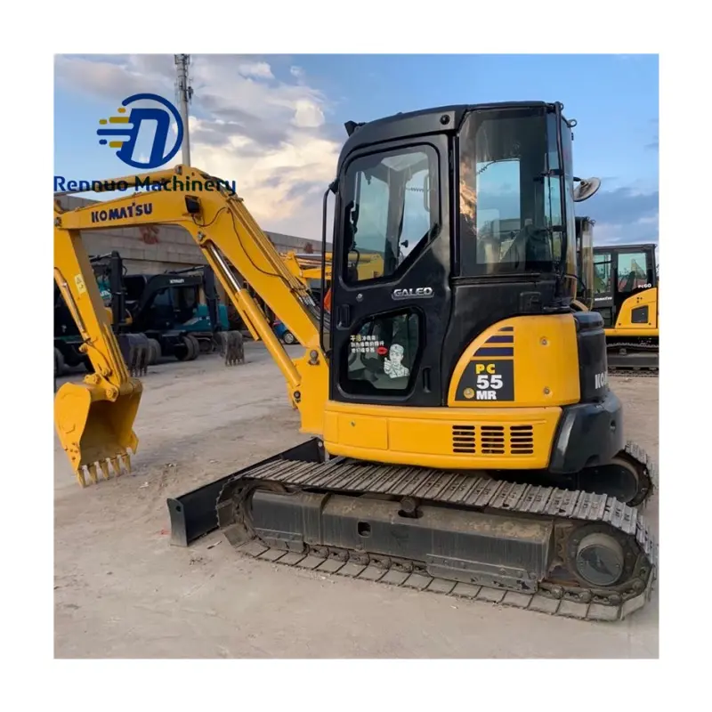 Penggali perayap PC55 PC55MR bekas Komatsu PC55MR dengan pisau dozer harga rendah ekskavator mini dijual