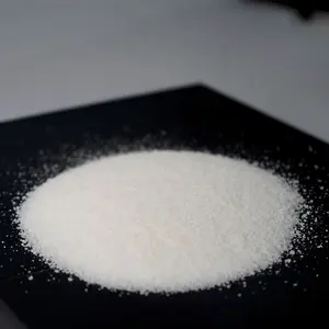 Poudre de produits chimiques de traitement des eaux usées PAM Prix de floculant de polyacrylamide cationique de polyélectrolyte