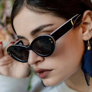 Women's Customized Oval <b>Sunglasses</b> Fashionable Street Photos Cat Eyes Rice Nails <b>Sunglasses</b> - Product Image 3